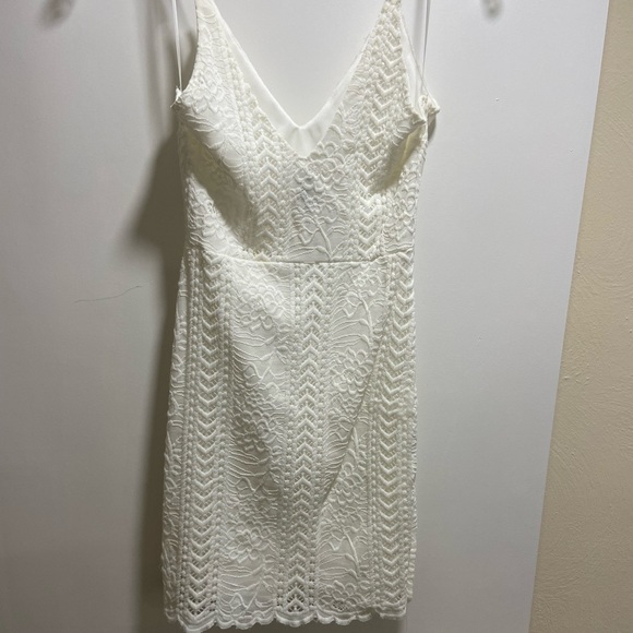 Windsor White Mini Dress. Medium. Worn Once. - Picture 4 of 9